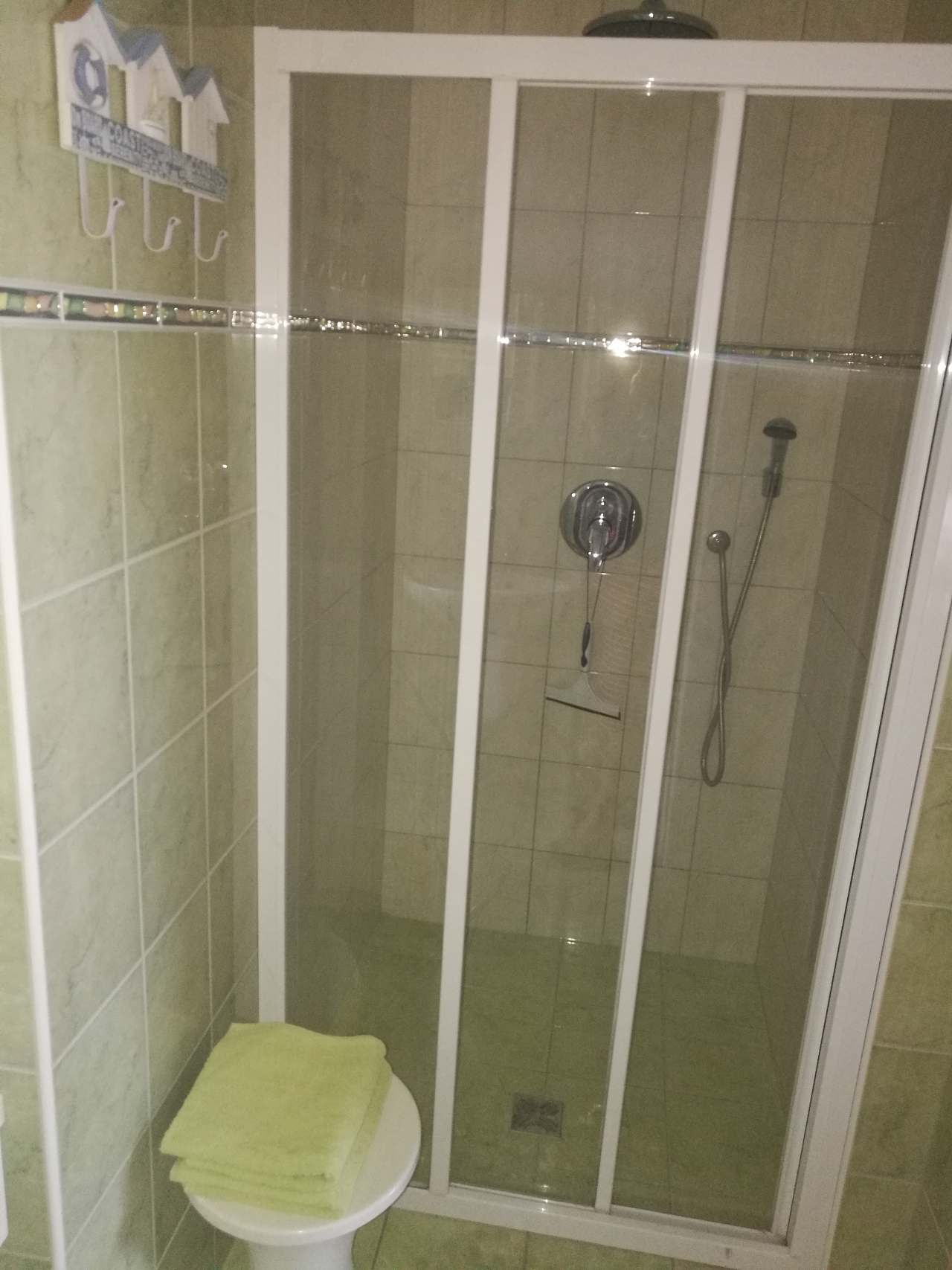 Sprchový kout
